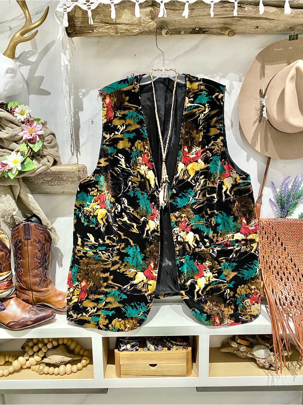 Equestrian horse vest w cottagecore western country prairie vibe